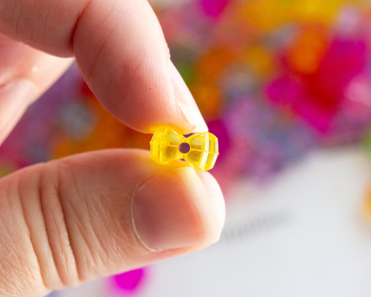 10mm Faceted Flower Beads in Transparent Acrylic, Four-Leaf Clover Shape