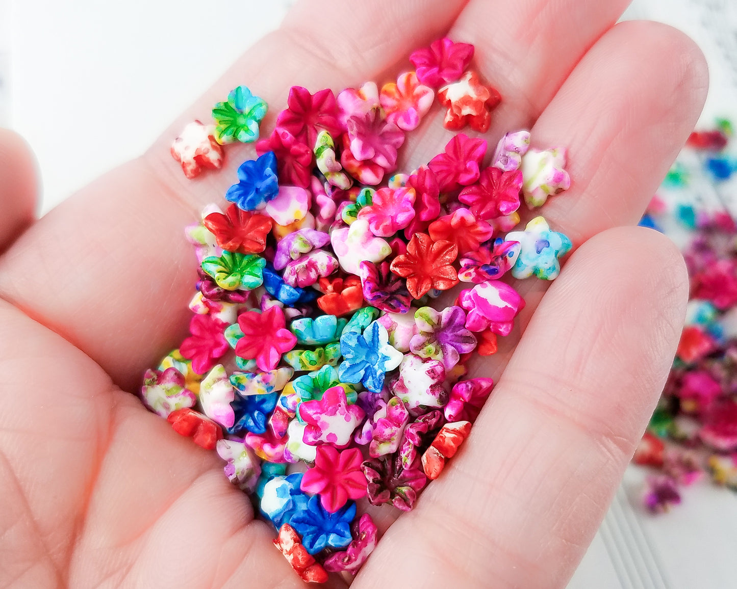 6.25mm Splatter Painted Lily Cabochons in Colorful Resin