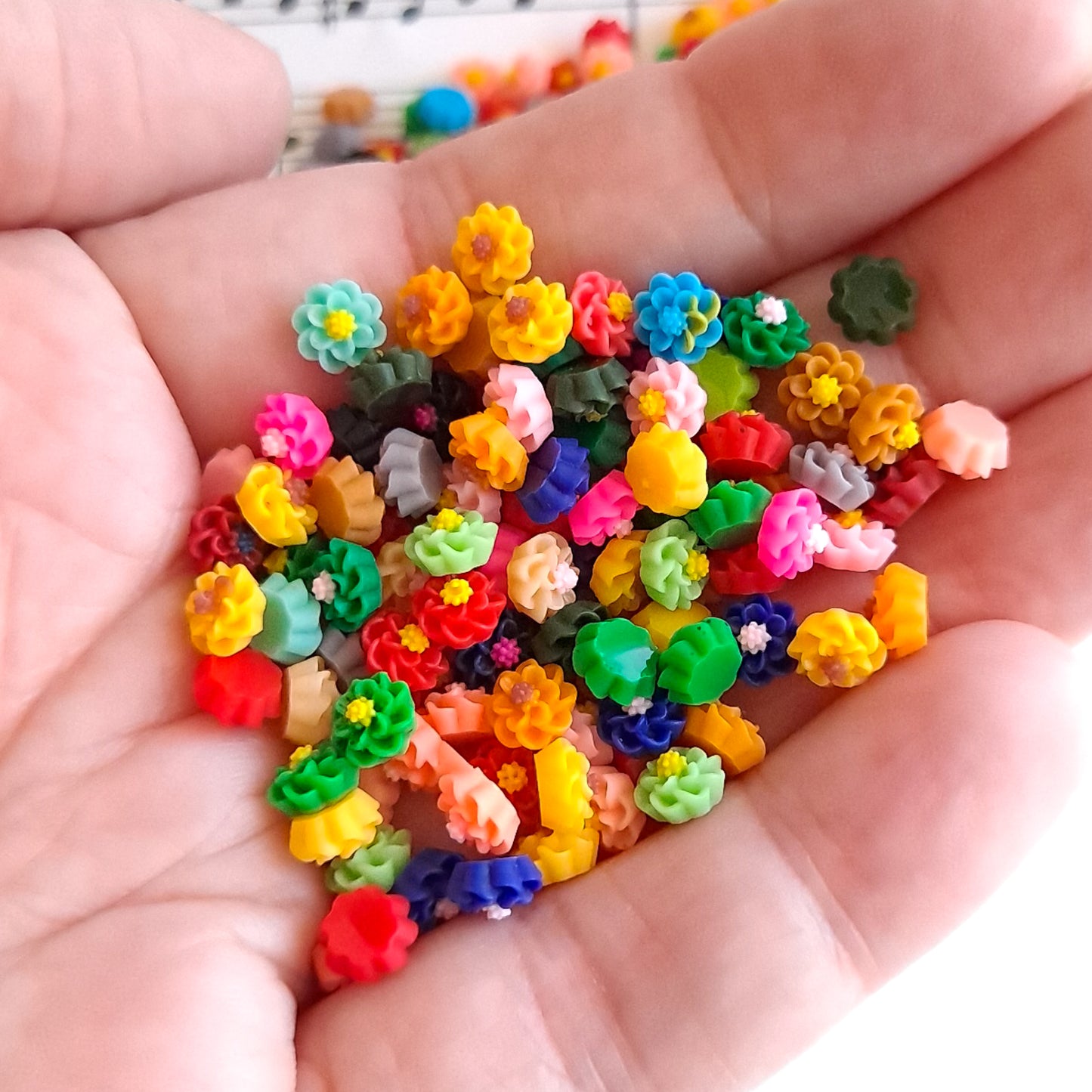 Tiny 5.75mm Dahlia Cabochons, Colorful Autumn Mix Resin Flowers, Flatback Floral Chrysanthemum Mums for DIY Crafts Nails