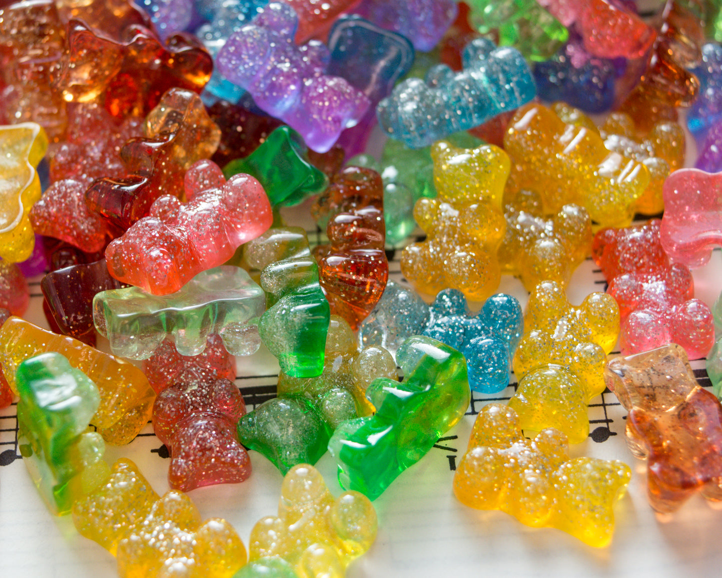 Glitter Two Tone Bear Cabochons 18x12mm In Colorful Resin