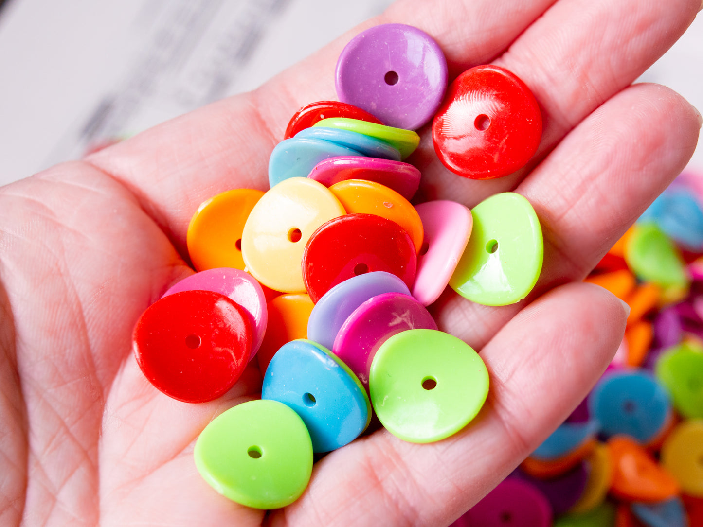 15x5mm Wavy Disc Beads in Colorful Acrylic