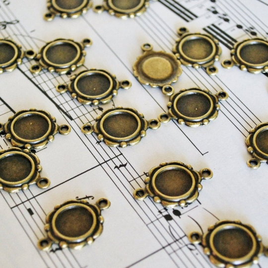 Double-Link Settings for 10mm Cabochons, Antiqued Silver or Bronze