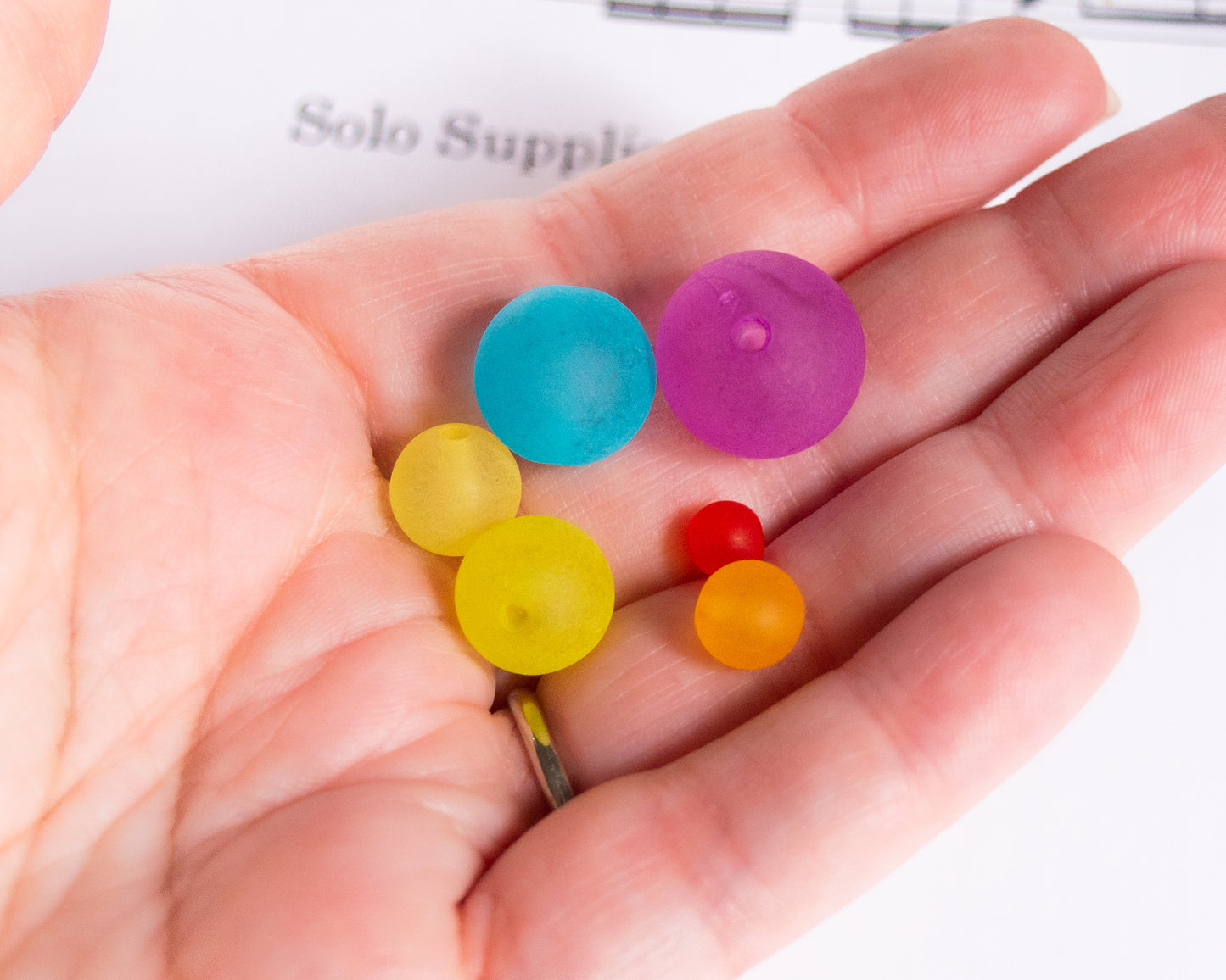 8mm Round Frosted Acrylic Beads in Pretty Colors, Lightweight For Jewelry and Crafts