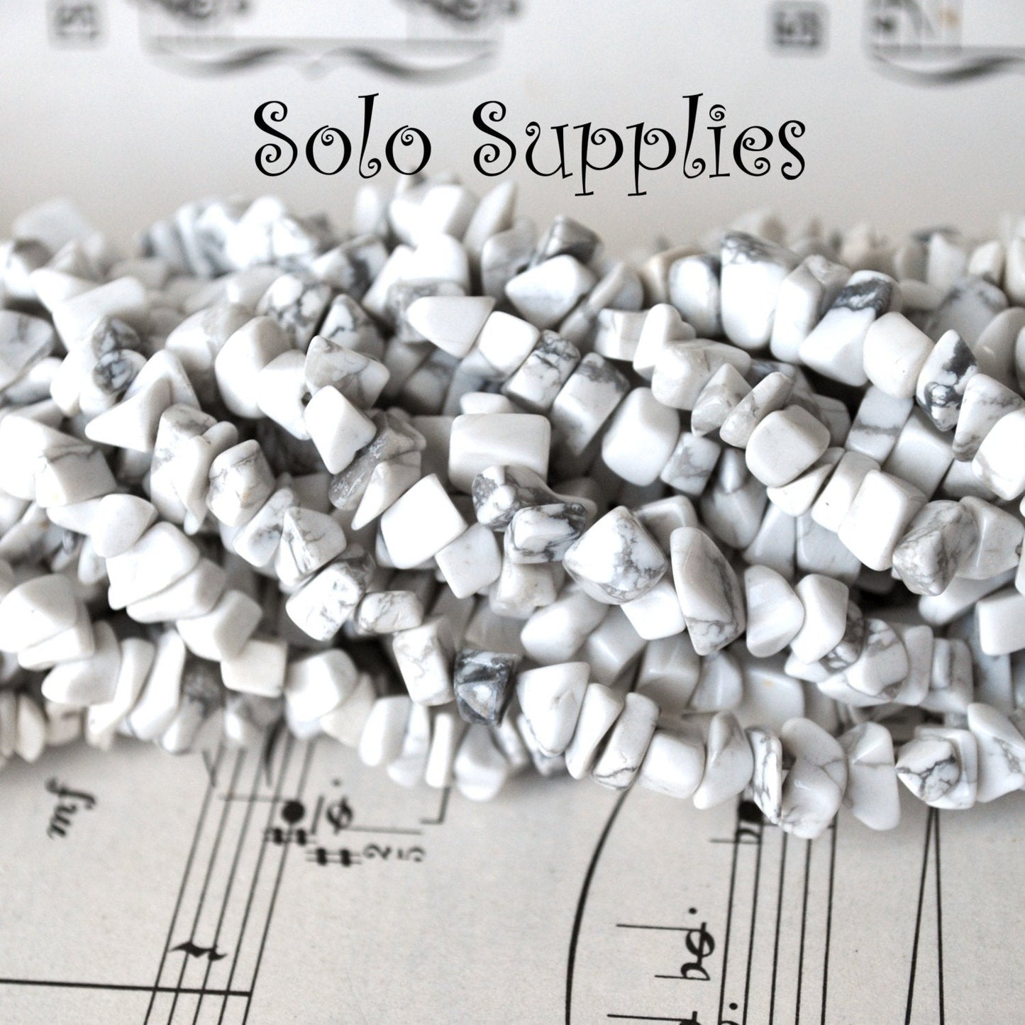 Howlite Chip Beads Natural Stone, 35" Strand