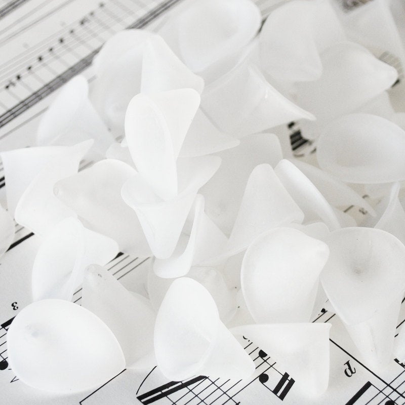 20x25mm White Calla Lily Beads Frosted Acrylic