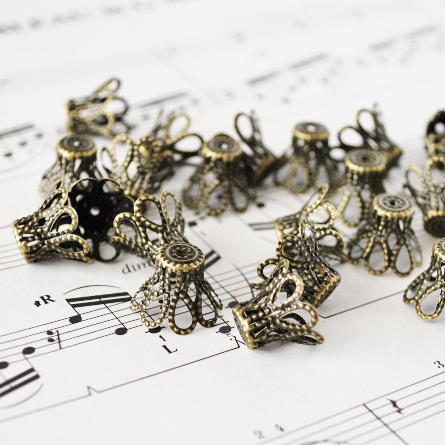 12x15mm Fluted Filigree Beadcaps in Antiqued Brass