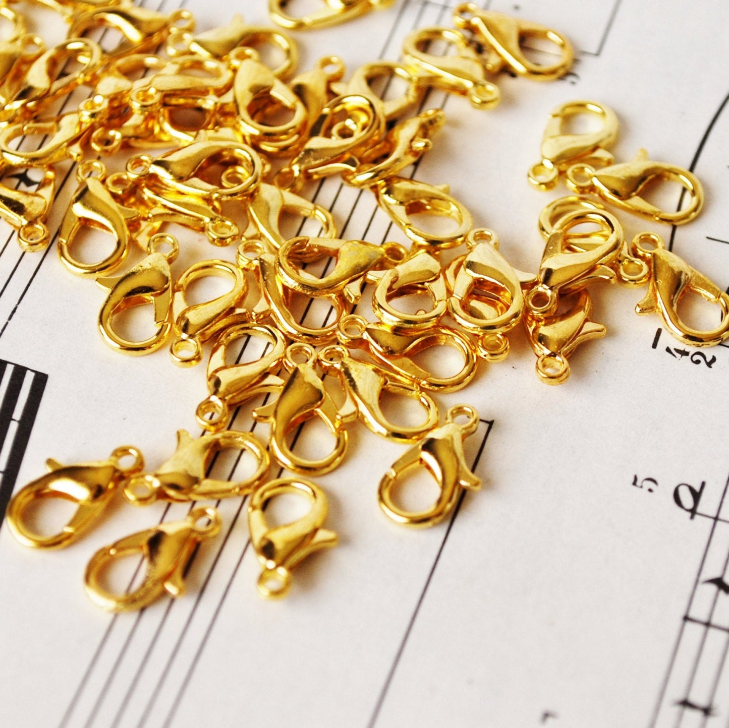 10mm Lobster Clasps in Gold Color
