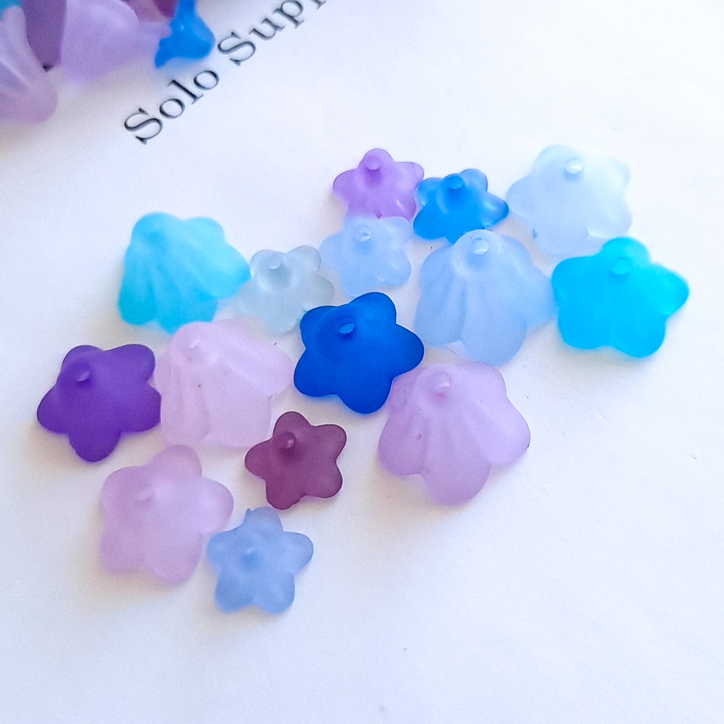 120 Pc Purple and Blue Peacock Color Mix of Acrylic Flower Beads in Assorted Sizes