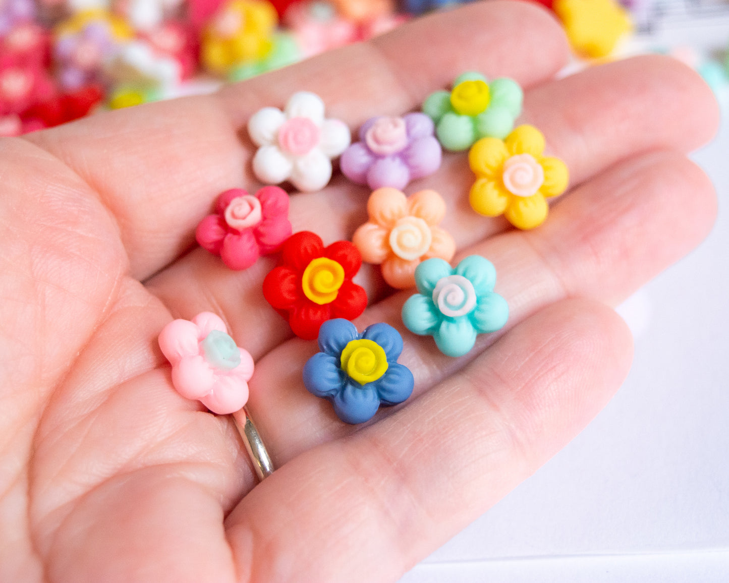 12.5mm Flower Cabochons with Cute Swirl Detail, Two Tone Matte Finish Resin Flatbacks