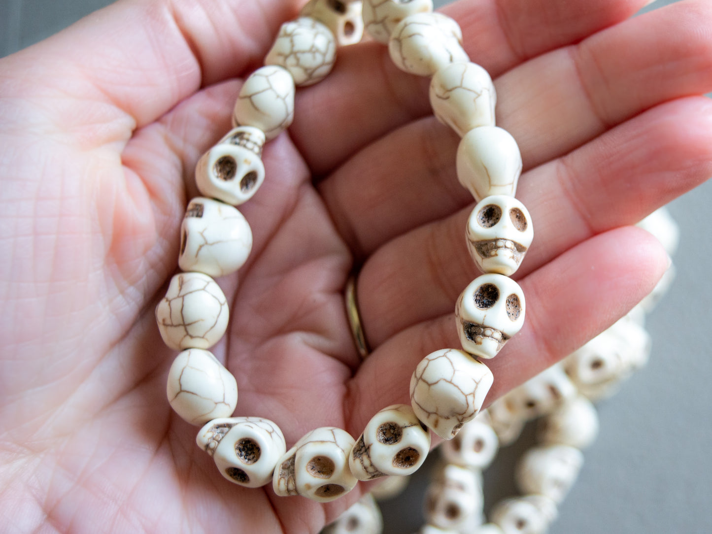 12mm Skull Beads in Faux Howlite